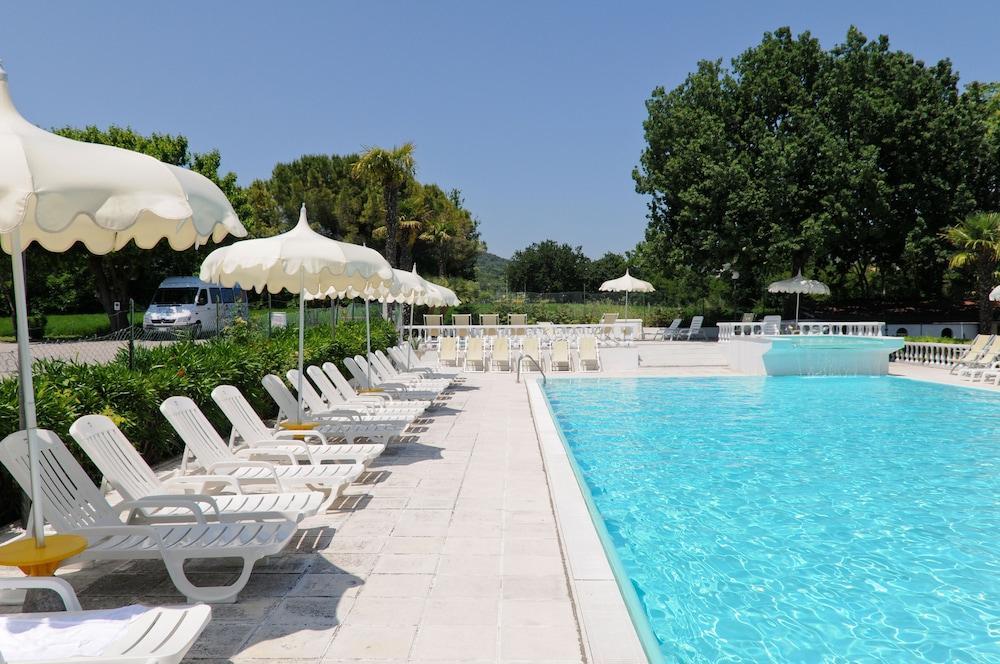 Camping Village Riviera Numana Exterior photo