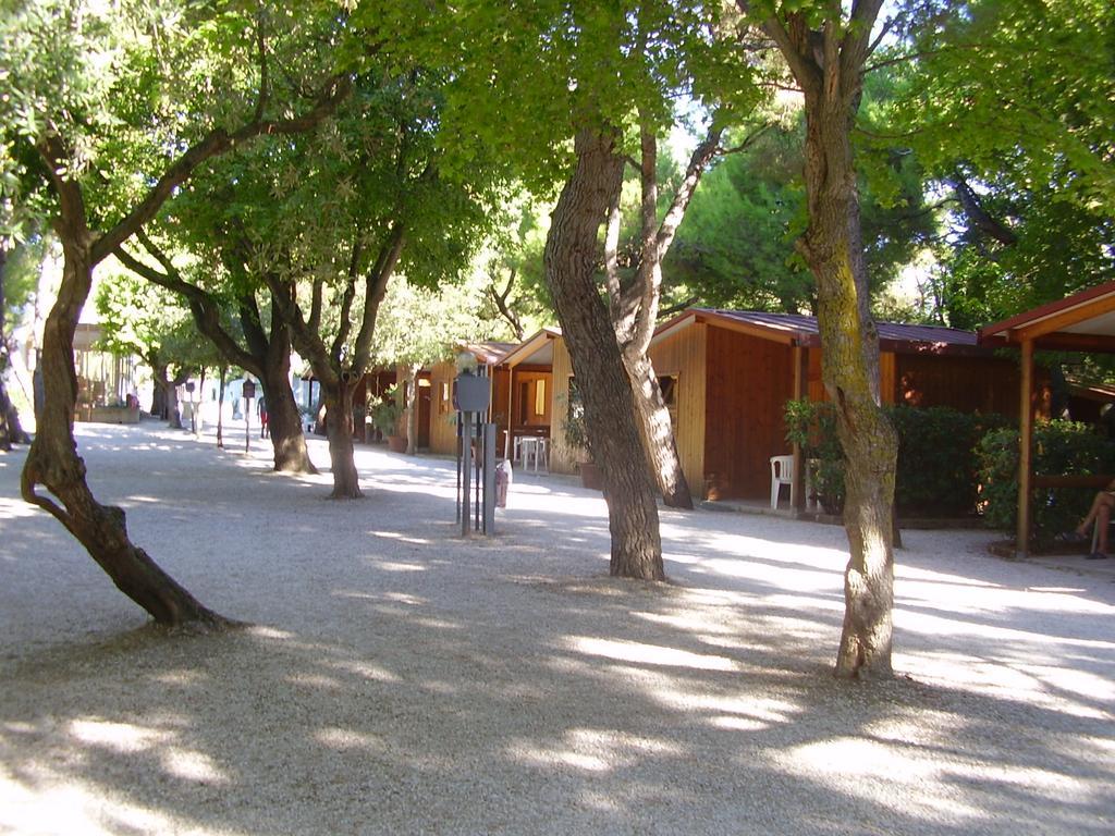 Camping Village Riviera Numana Exterior photo